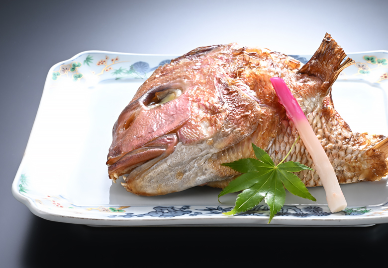 鯛の兜焼き