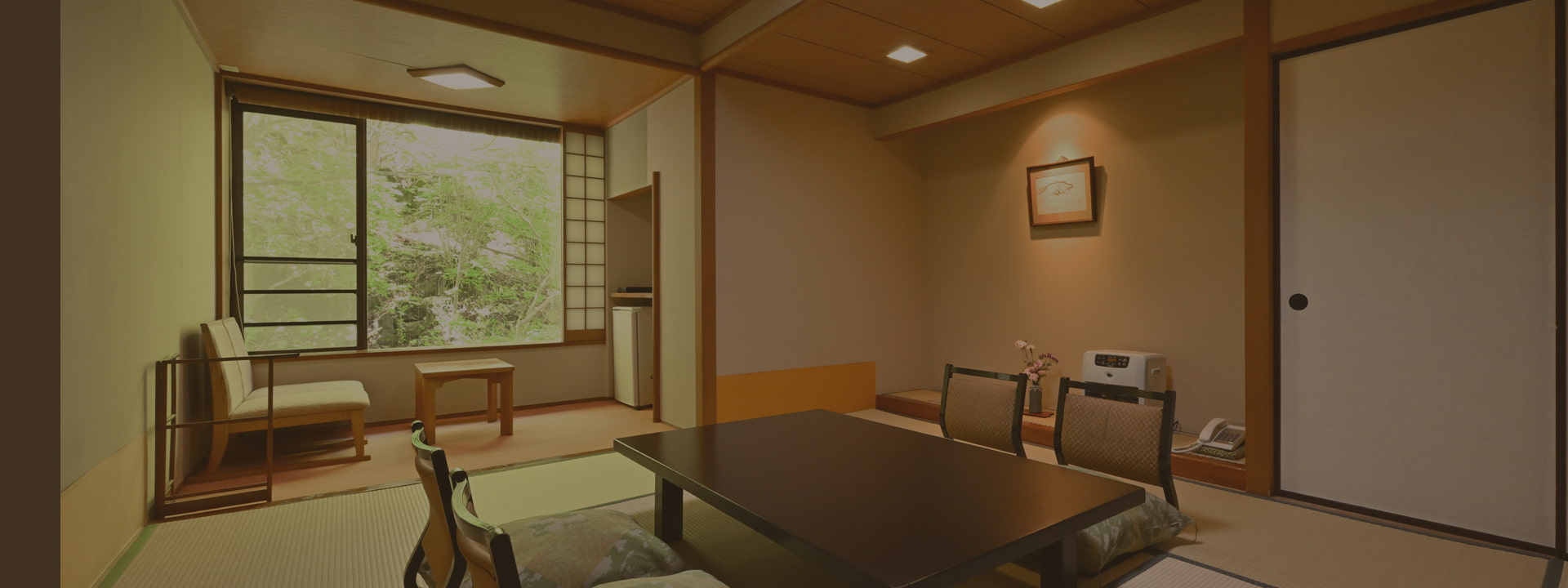 客室 純和風の三種の屋敷