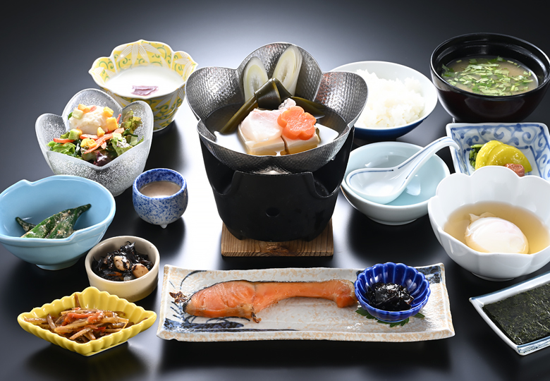 朝食